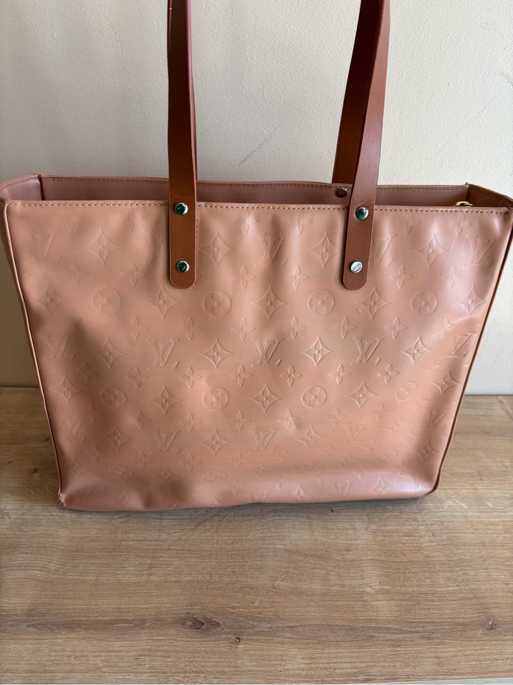 Authentic Louis Vuitton vernis shoulder bag - Picture 6 of 12